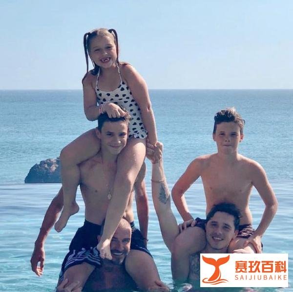 小贝一家6口变化大！3儿子长残，小七越来越远女人味，成颜值担当