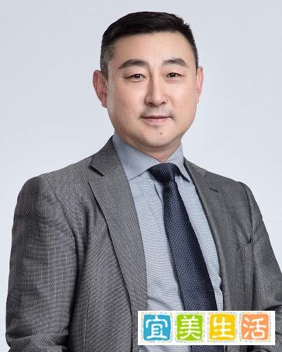 影院停摆138天后，博纳分管院线副总跳楼自杀！贾樟柯：行业之悲