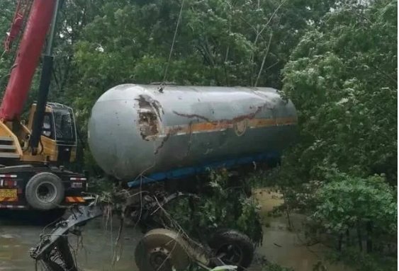30立方液化气罐跨省漂流到四川,这到底有多危险?