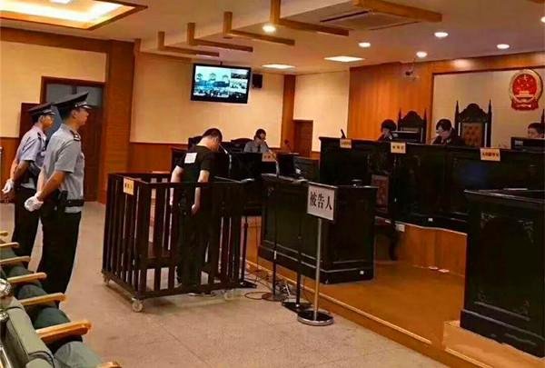 因为50块钱，花店老板冲动杀人，一个家庭因此破碎，为何会发生这种悲剧？