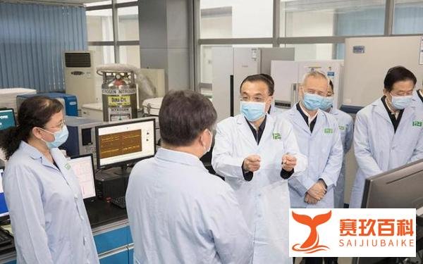 纽约州长说80%的人得了新冠肺炎不用吃药就能自愈是真的吗？