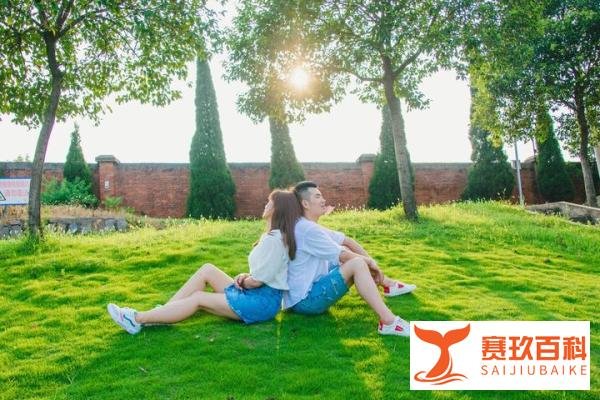 校园故事：卢俊卿才子不风流