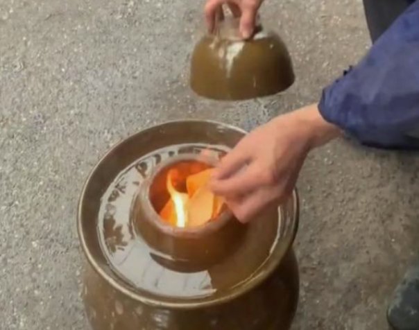 腌菜用的坛子必须是密封性比较良好的，怎样检验坛子的密封性？