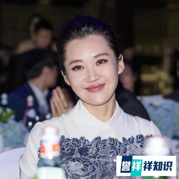 许晴：54岁的她，自爆已经放弃生孩子的想法了