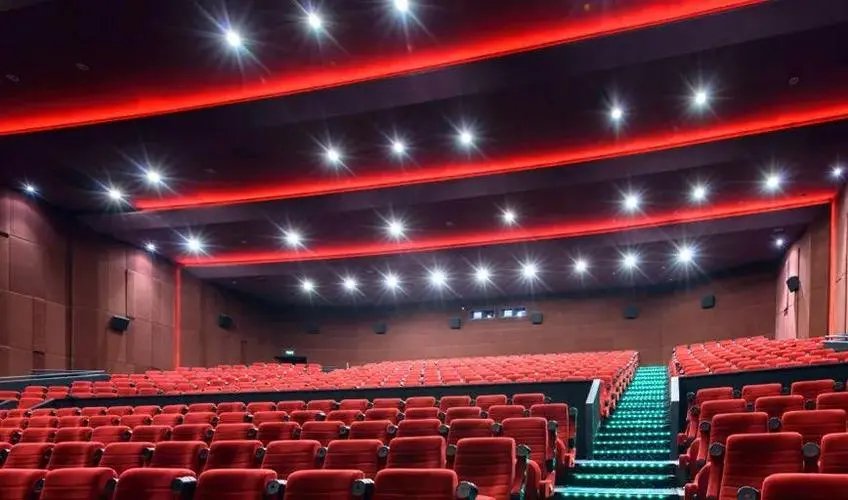 8部新影片撤出“五一档”，“五一档”为何变得如此冷清了？