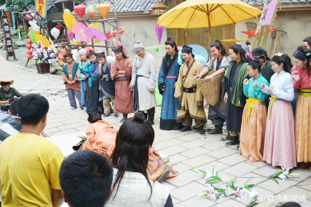 横店群演注册人数超10万，当一名群众演员需要具备哪些条件？