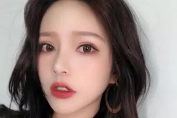 赵丽娇被曝整容？当小三？还混迹空素吧？是真的吗？