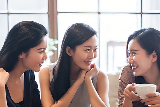 女友闺蜜的三人旅游的说说