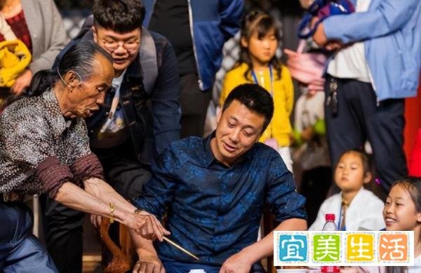 缩骨功唯一传人，用3个球赚走李嘉诚4亿，王宝合到底有多牛？