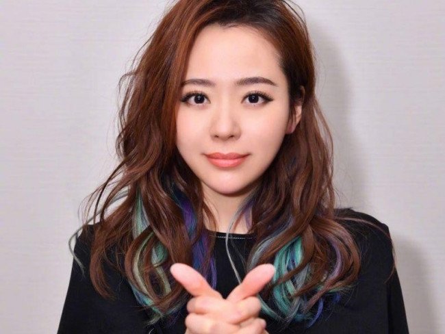 张靓颖和冯轲什么时候离婚的?