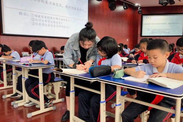 不着痕迹读音