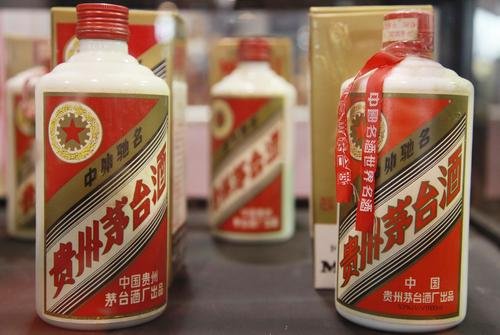 茅台5连跌3个月市值损失近9500亿,这会影响茅台的地位吗?
