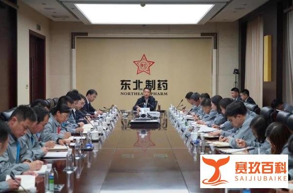 身家600亿富豪提议，给员工发现金红包：在职1人1万，总金额或超8000万！