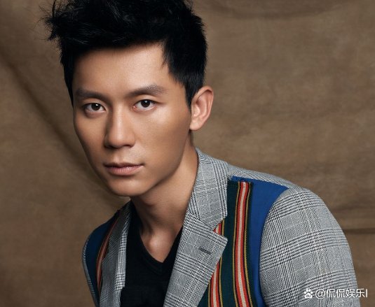 李晨开的面馆,开业时曾排队一小时才吃上,如今怎么样了?