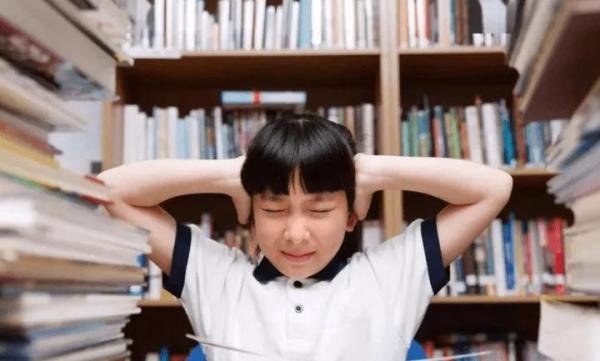 网传两家族办高校,一年获利19亿,原因竟是学生宁上三本不读专科