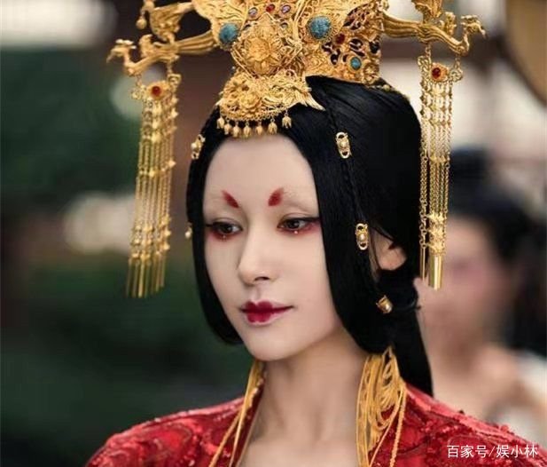 《晴雅集》王子文哭戏哭了11个小时,全程忘我倾情投入,到底有多敬业?