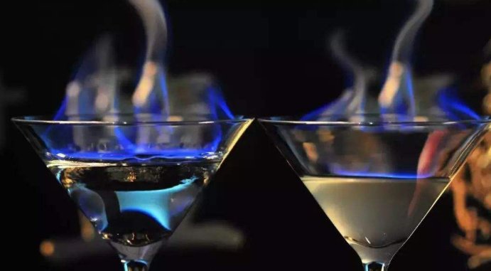 酒精燃烧化学式?
