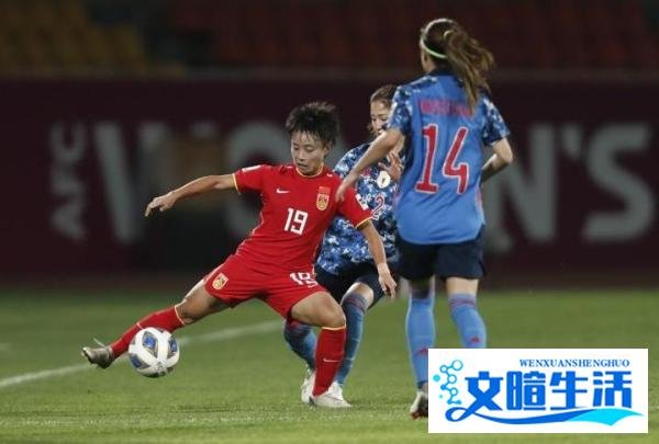 川媒介绍女足功臣张琳艳：身高1.54米且年龄最小，她的偶像是孙雯