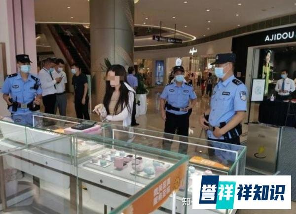 “女子商场试戴戒指戴上就跑”,网友:零元抢购?