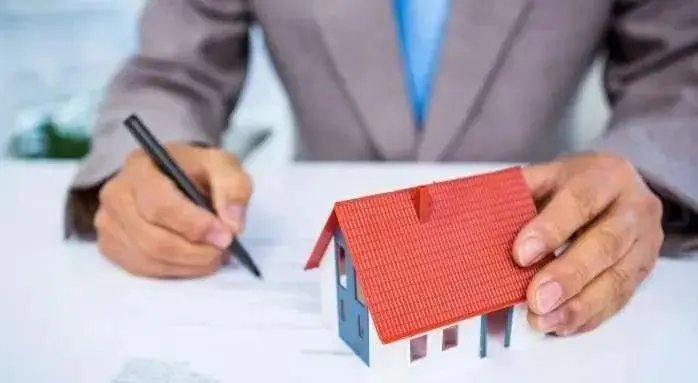 如何看待21城实行“一人购房全家帮”，专家说可以激活市场需求？