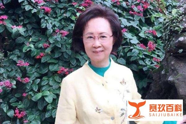 郭敬明、于正 PK 法律与道义，谁大？