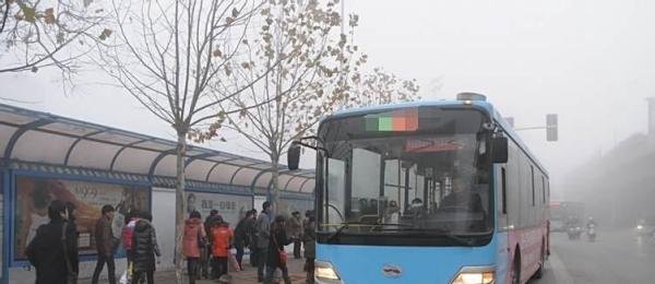 坐班车应注意什么 坐班车上下班应该注意什么