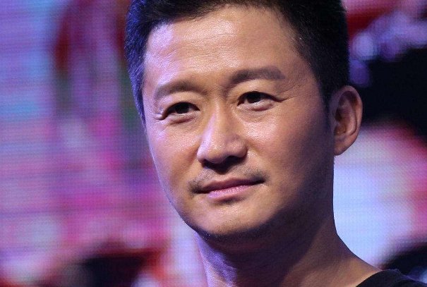 谢楠晒吴京父子片场照,透露其是“小乘风”,他是否有进入娱乐圈的可能?
