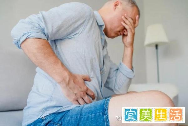 小S:一路走好我心中永远的喜剧天王。发现已是晚期,著名主持人蔡头肝癌去世。好友痛哭病因。