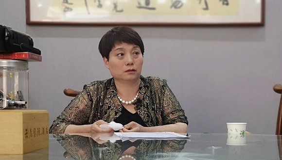 蓝翔董事长前妻刑满释放后为何会再成嫌疑人呢？