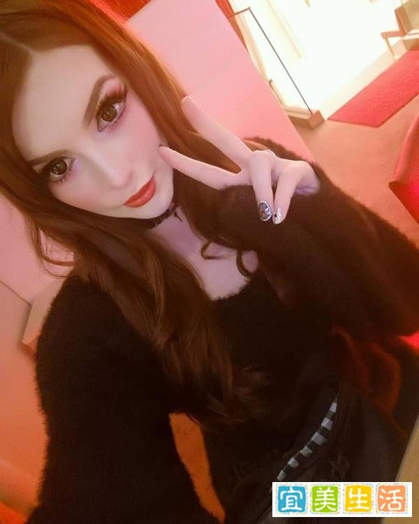 澳洲魅惑妖姬《Katyuska Moonfox》，辣到你不行！