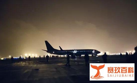7800米高空上的惊魂21分：有人写下遗书有人想起债务