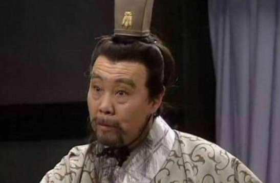 孔融长大后为什么把母亲杀了？