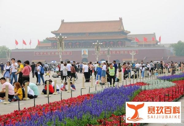 人从众！五一假期首日景区实况，网友们纷纷晒图打卡各地美景