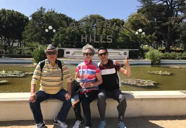 印小天父亲去世，他的父亲是谁？