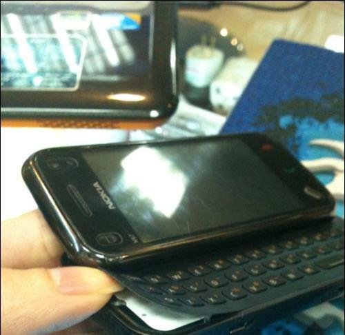 诺基亚N97mini拆机图文教程