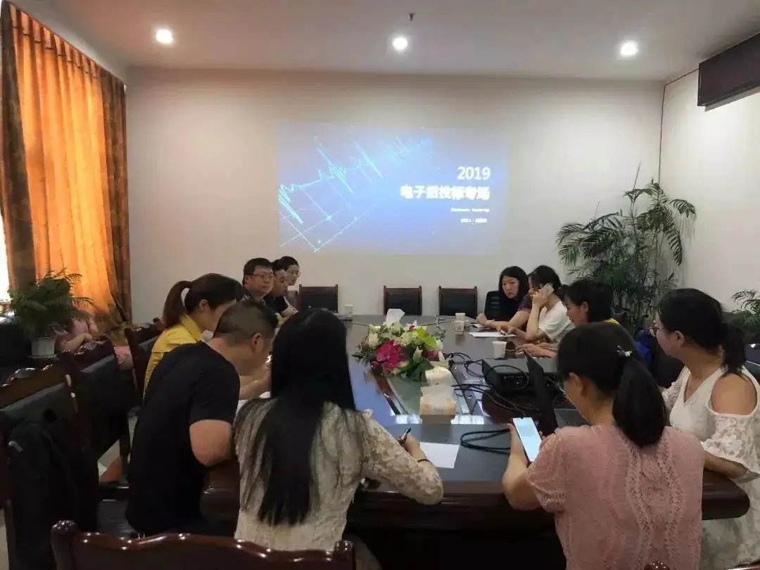 “开课吧”CEO自称负债10亿,线下培训班该何去何从?