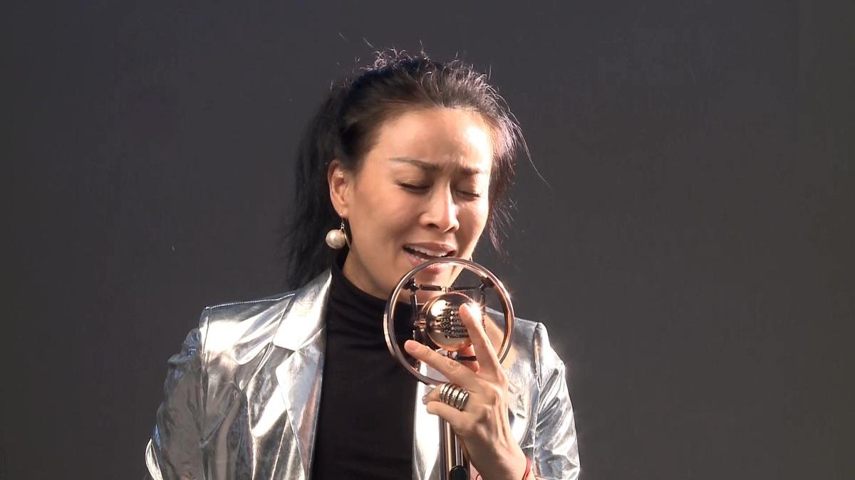 春暖花开 那英 歌词