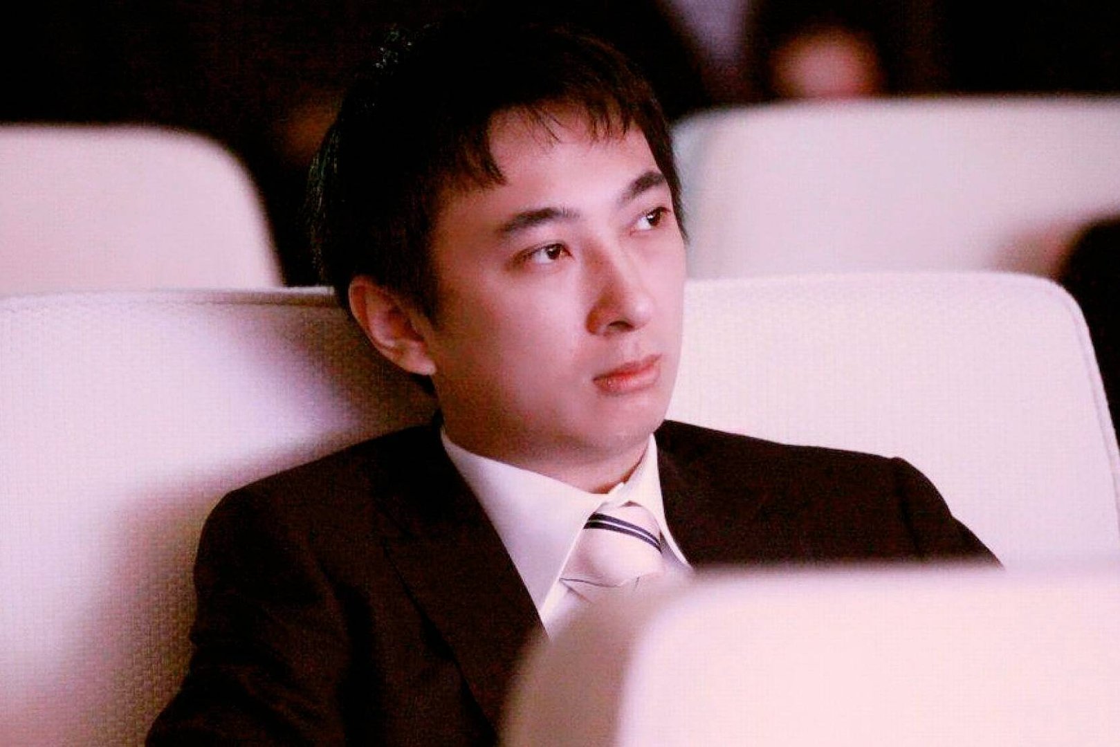 王思聪发朋友圈说别人脑子有问题，这是在暗示什么吗？