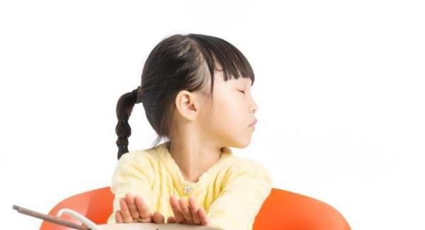 90后妈妈主打一个反向带娃,网友直呼:“太痛快了!”