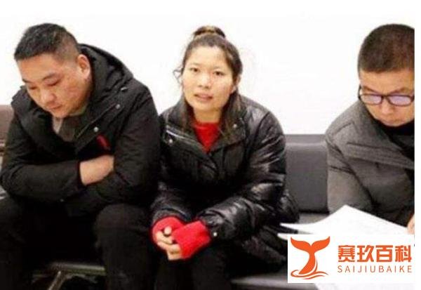 被万人吹捧的网红“水泥妹”惨遭唾弃,谎言下的真面目,丑陋无比