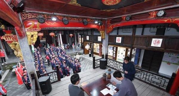 95后00后成红色旅游出游主力 这是咋情况？