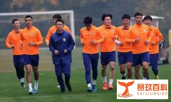山东泰山队长官宣离队转会新东家，获俱乐部批准，老崔不舍