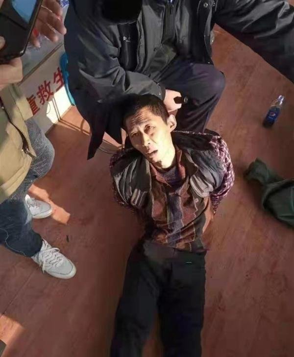 吉林越狱逃犯朱贤健被抓获，网友：看起来，以前我们都猜错了