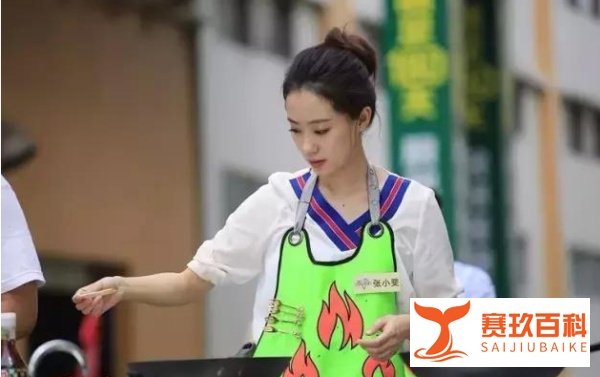 《鲜厨当道》坚守“本味”，做透美食综艺的电视表达