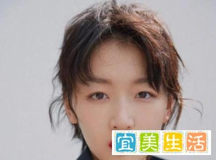 周冬雨主演电影票房终于破百亿，成为最成功的女演员