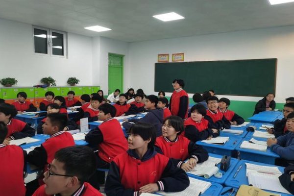 饭糗茹草的意思