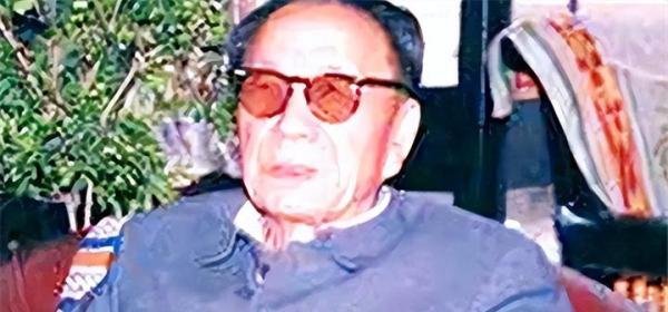 他曾主政过陕西、宁夏两地，女儿是海军少将，如今怎么样？
