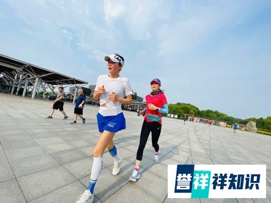 从初春到盛夏6月迎来4次半马 演员齐千郡另一个身份 ----- 实力跑者