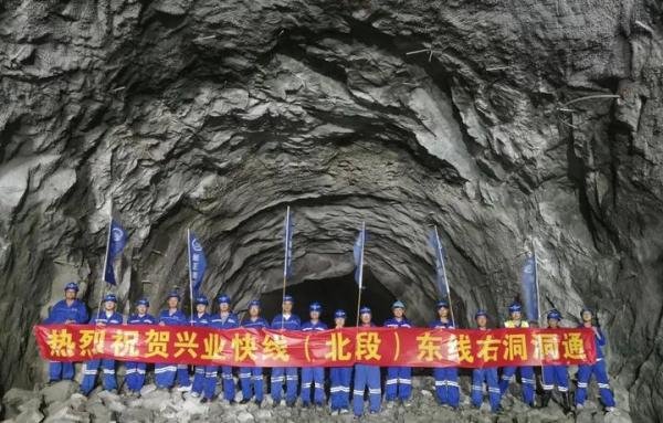 国道G105拟建天桥！黄茅海跨海通道、兴业快线等项目也有新进展→