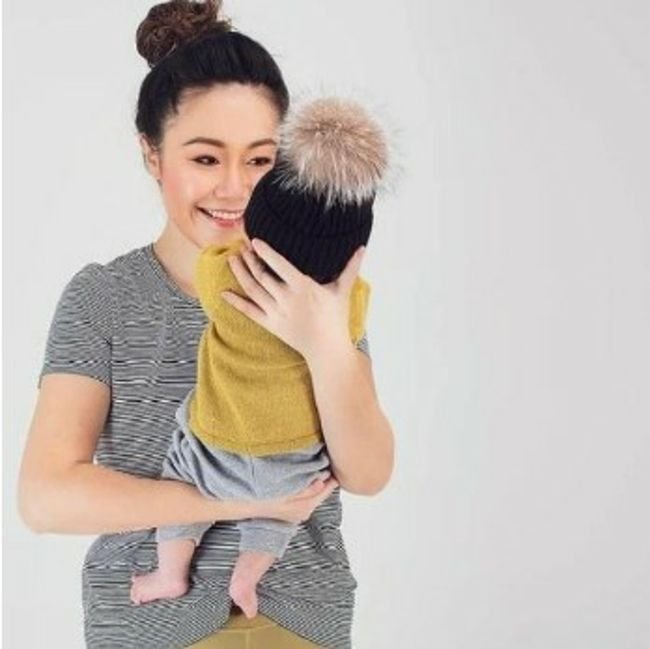 香港名媛抱5个月女儿自杀，为何会突然选择自杀？